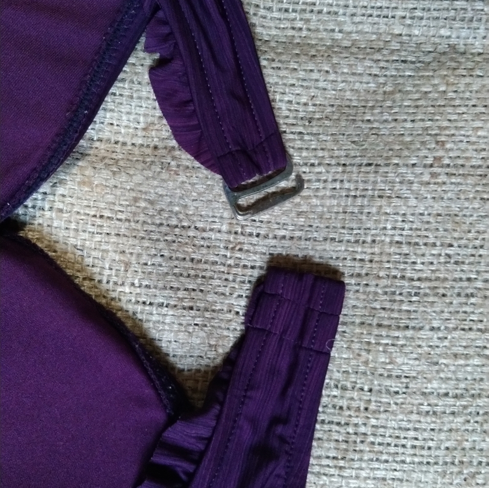 Last call! Ruffle Bandeau Bikini Top - Picture 7 of 10